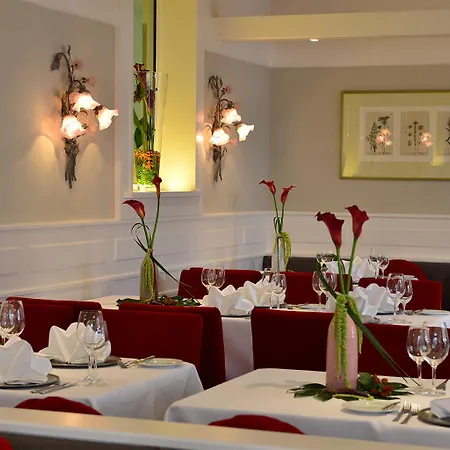 Western Der Foehrenhof 3*