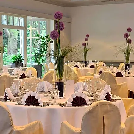 Western Der Foehrenhof Hotell