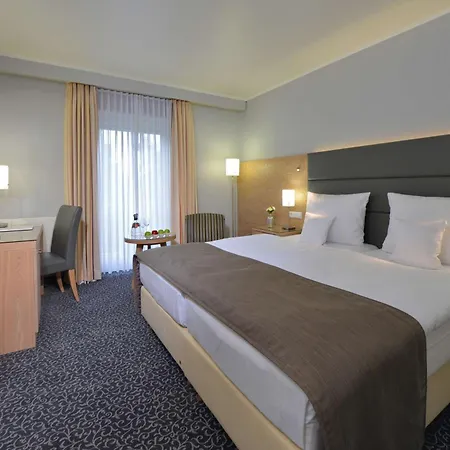 Hotel Western Der Foehrenhof 3*